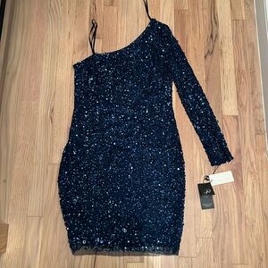 NEW Adrianna Papell one sleeve sequin dress